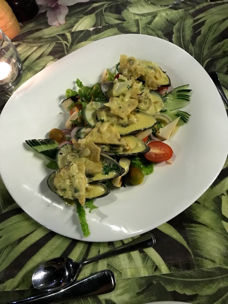 Splurged on some mussels for the last night of our trip at Volcano Lodge. Not as fresh tasting as the ones in our Seafood Paella, but still amazing!